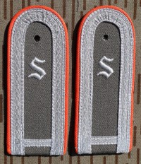 egsb11ocs1es.jpg (43884 bytes)