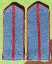 err33s.jpg (49832 bytes)