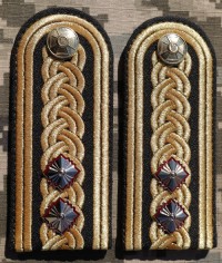 uksb26s.jpg (55030 bytes)